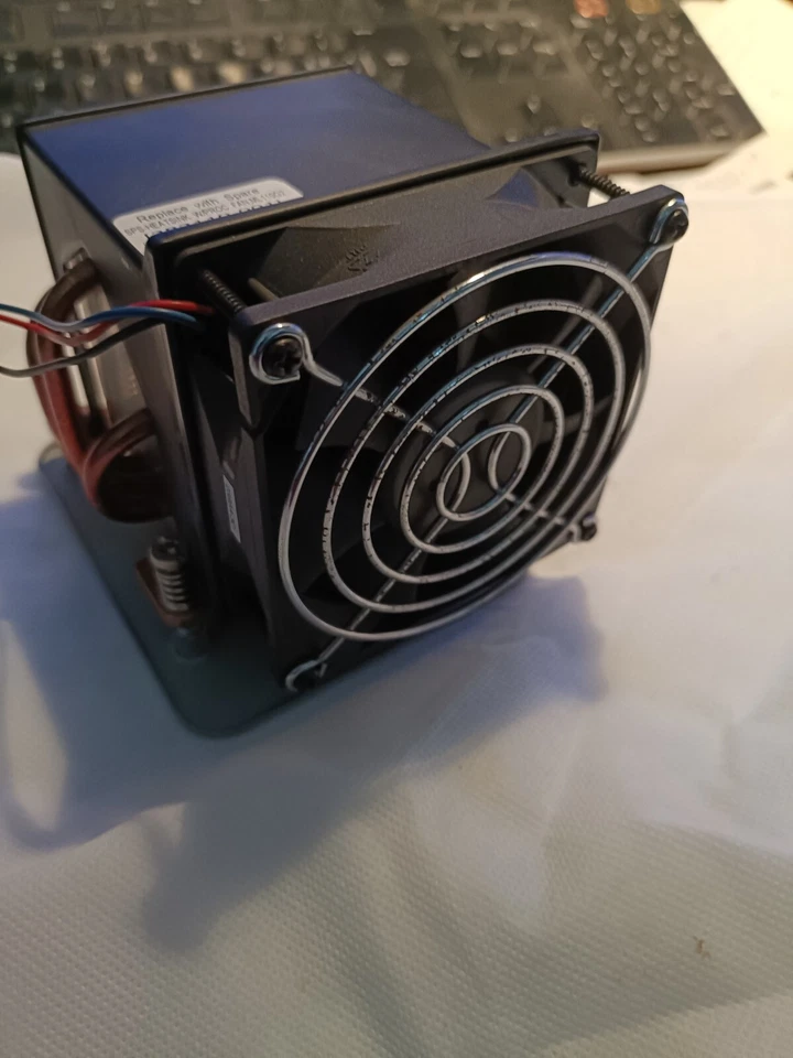 Dissipatore con ventola 3 pin HP 382110-001 - Immagine 4 di 4