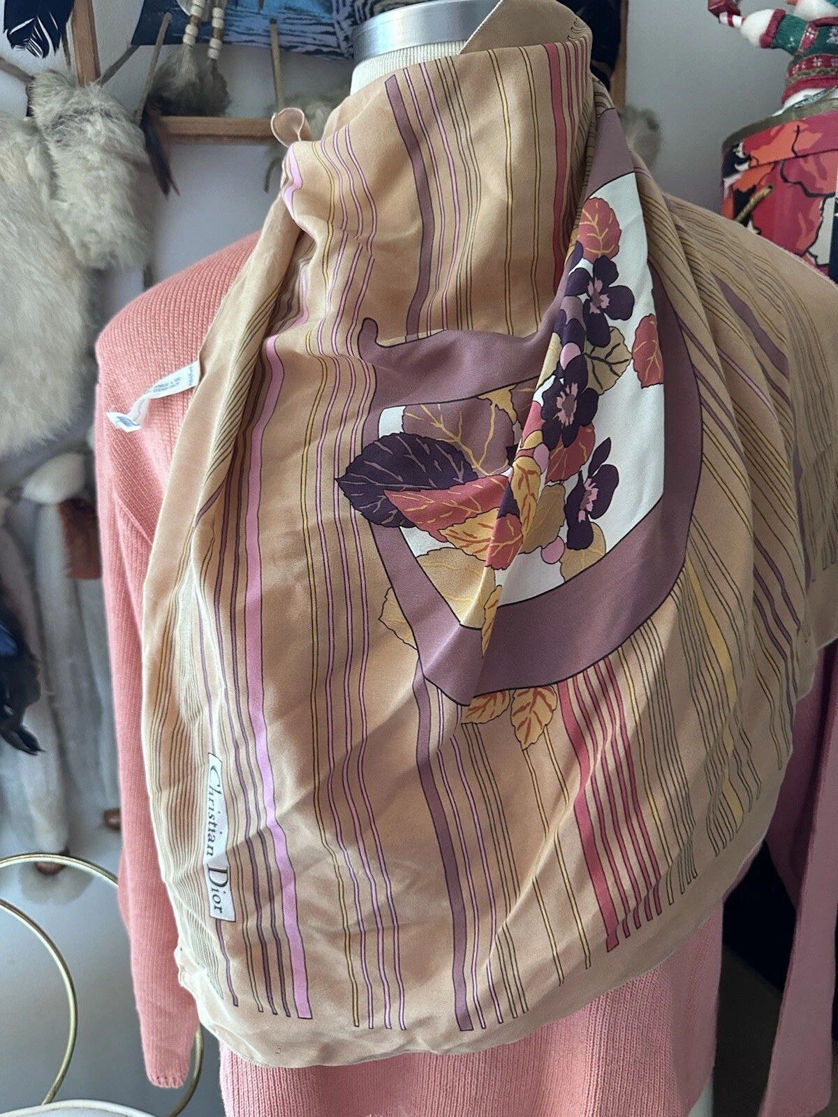 Foulard/écharpe/poche carré cou mouchoir/poche soie Dior vintage LIRE