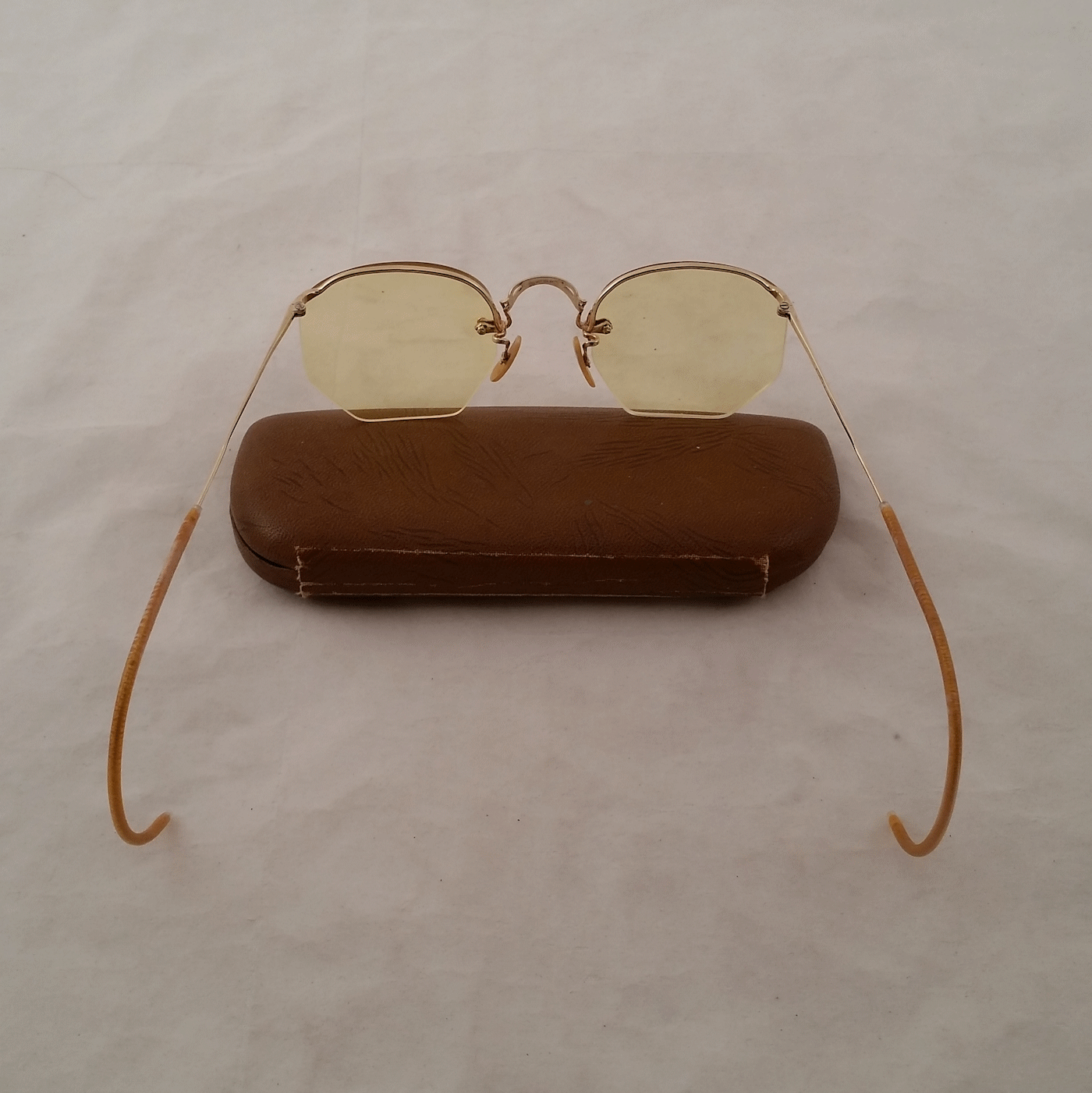 Bausch & Lomb Numont Ful-Vue True Antique 12k Gold Fill Eyeglasses and Case - Picture 8 of 12