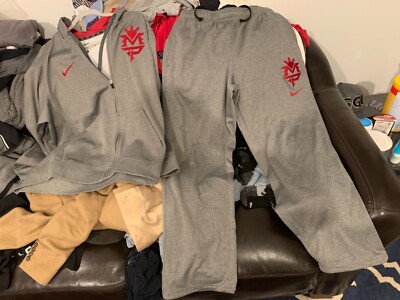 Nike manny pacquiao XL hoody matching LARGE therma hyperko pants 
