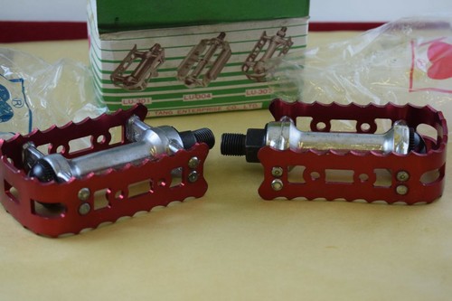 Wellgo LU 307 set pedali 1/2 rosso anodizzato vecchia scuola Bmx lega vintage anni 80 NOS - Foto 10 di 11