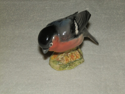 Keramik Figur - Beswick England - Handarbeit - Vogel Nr.  1042 - Buchfink