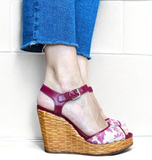 DOLCE & GABBANA Pink & Beige Canvas, Patent Leather & Wicker Wedge Sandals, 38