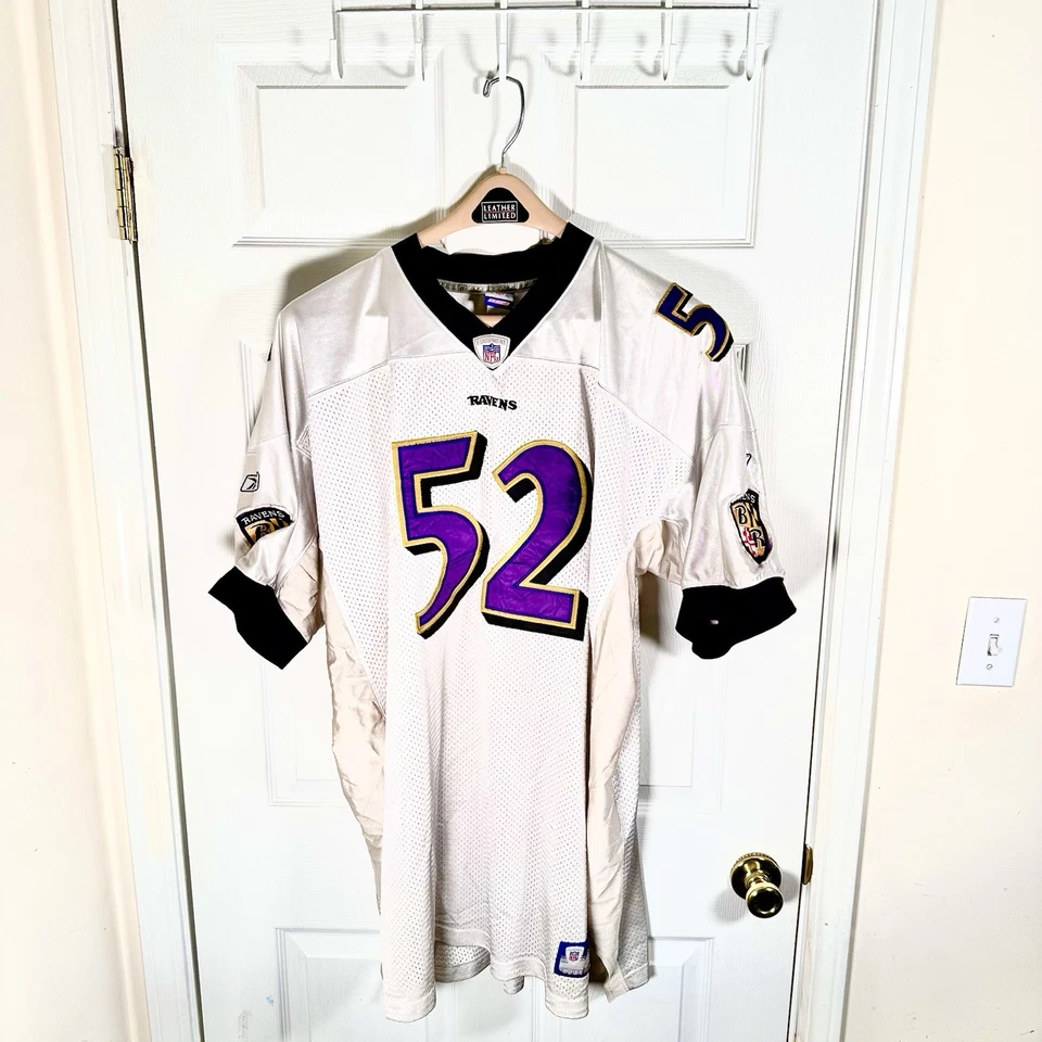 Футболка Рэя Льюиса No52 Baltimore Ravens Reebok экипировка НФЛ белая размер 54 - Изображение 4 из 4