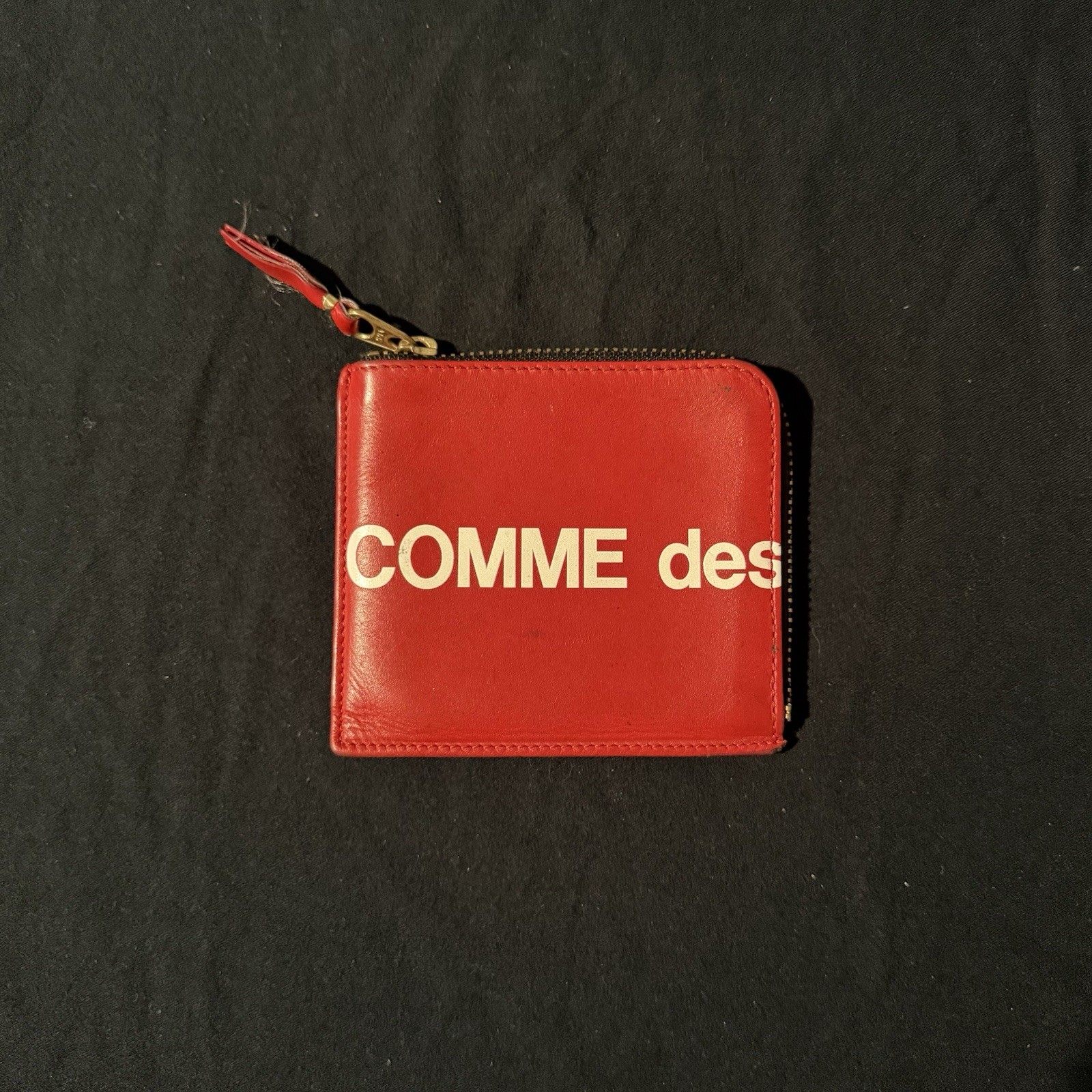 Comme Des Garcons Red Solid Pattern Logo Accent Z… - image 1