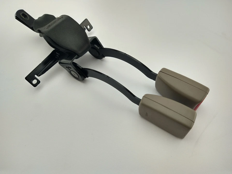 Fivela de cinto de segurança 2ª fileira marrom escuro fabricante de equipamento original Avalanche Escalade EXT 2003 - 2006 ✅ - Imagem 2 de 4