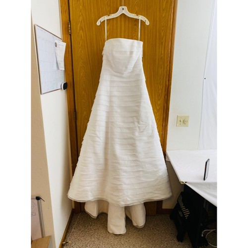 Women’s Size 8 Organza Wedding Dress David’s Bridal White Strapless Floor-Length - Picture 4 of 12