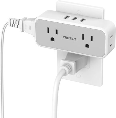 Surge Protector Outlet Extender Multi Plug Outlet Splitter with 4AC 3 USB Ports 