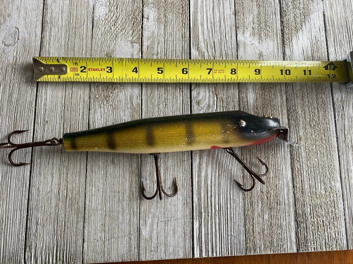 VINTAGE ORIGINAL CREEK CHUB GIANT STRAIGHT PIKIE #6000 WOOD VINTAGE ORIGINAL CREEK CHUB GIANT STRAIGHT PIKIE #6000 WOOD