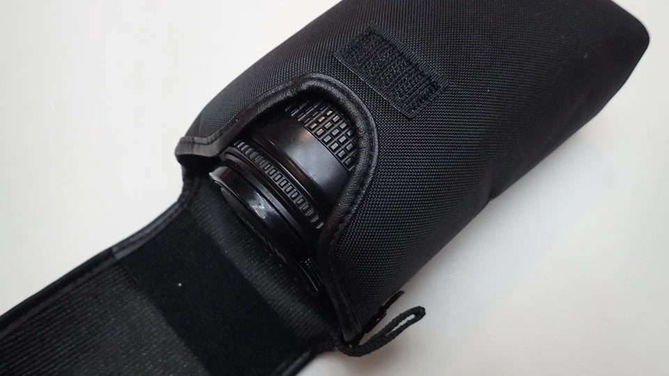 Nikon Nikkor 80-200mm f/4.5–5.6D Zoom Lens – w/ Cap & Bag - Image 3 of 4