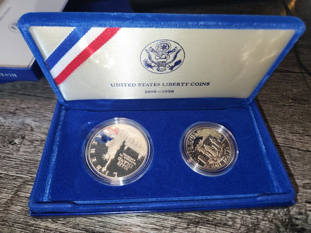 アメリカ合衆国リバティコイン 1886-1986 1886-1986 United States Liberty Coins Set Of 2 Proof SILVER