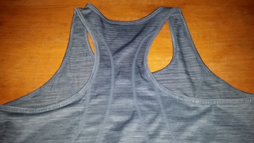 NWT MSRP $40 REEBOK Womens Tank Yoga Running Shirt Sleeveless Wick Blue Tank M - Picture 8 of 10