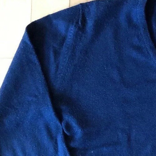 Mens Vintage VALENTINO V-Neck Sweater Navy Blue Made In Italy Sz. L - Picture 3 of 12