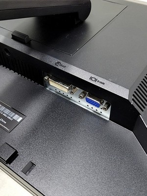Dell E2209WF LCD Monitor VGA DVI 22