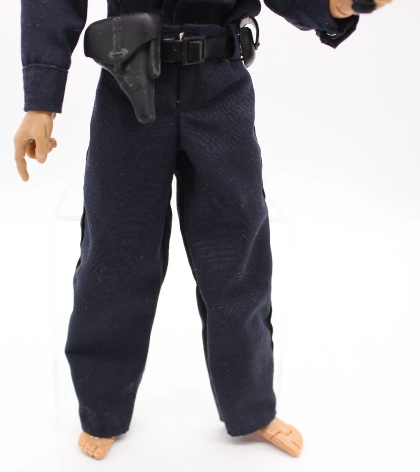 1/6 Scale Hot Toys Police 12" Action Figure 1:6 W / Accessories (No Shoes) - Image 2 of 4