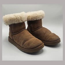 UGG Australia 8 Womens Classic Short 5825 Boots Chestnut Brown
