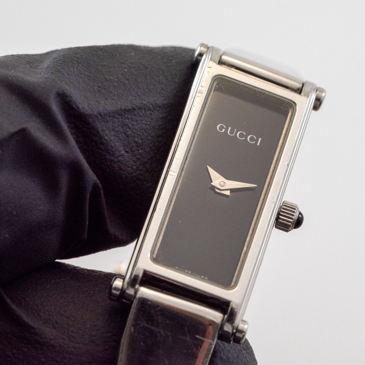 Vintage GUCCI 1500L Quartz 12mm Black/Silver Square Women Vintage GUCCI 1500L Quartz 12mm Black/Silver Square Women