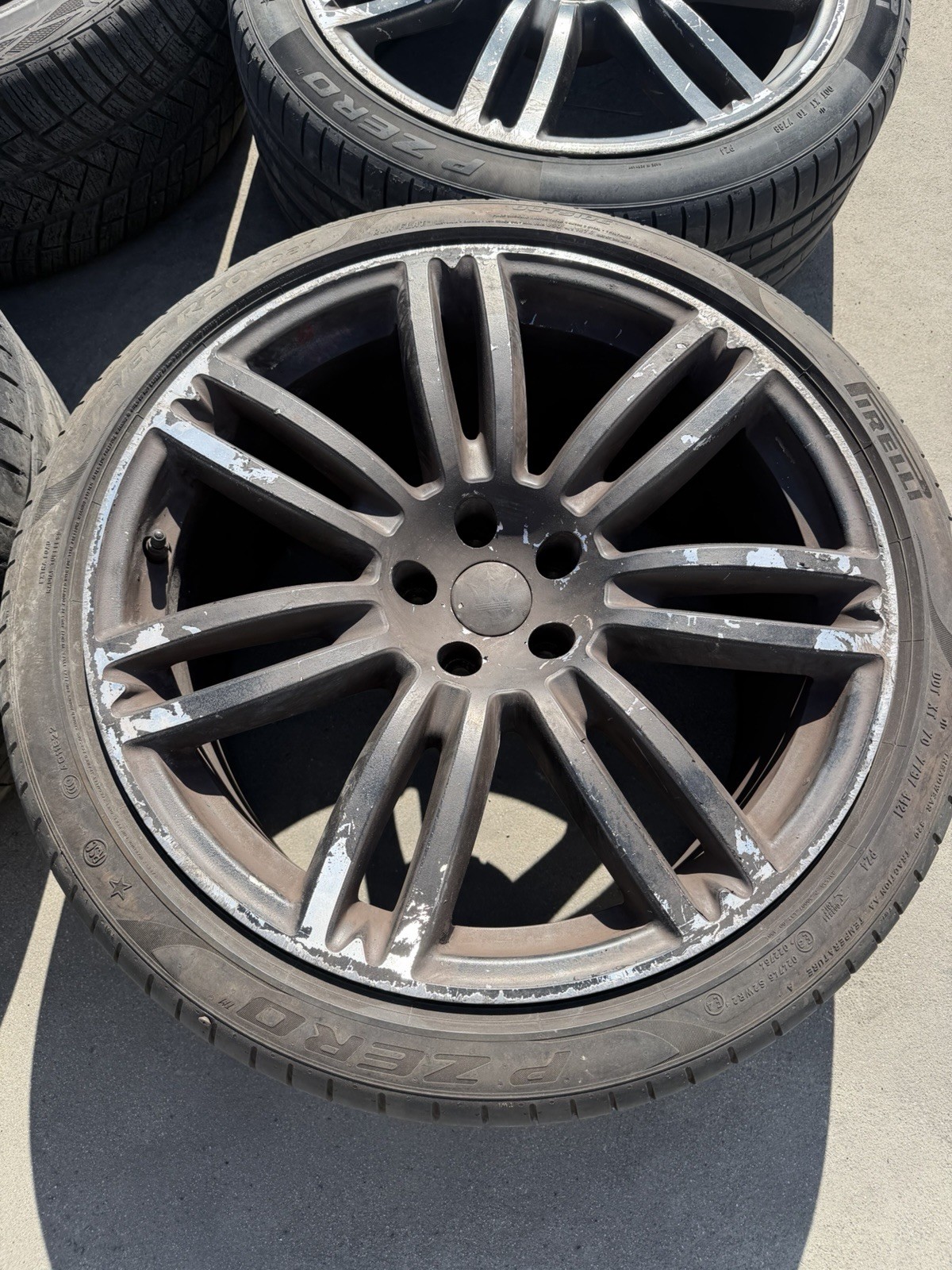 Maserati Ghibli 2014-2021 FRONT Wheel P/N 670016859