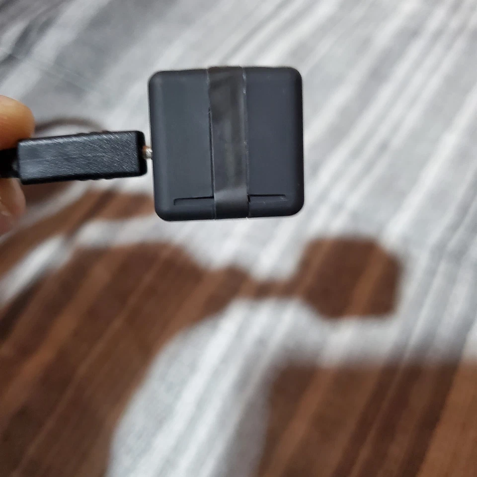 Discreet Camera - Image 4 of 4