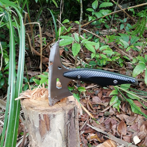 Tactical Hunting Knife with Sheath Fixed-Blade Knife for Camping Hiking 6.2”x 6” - Picture 5 of 5