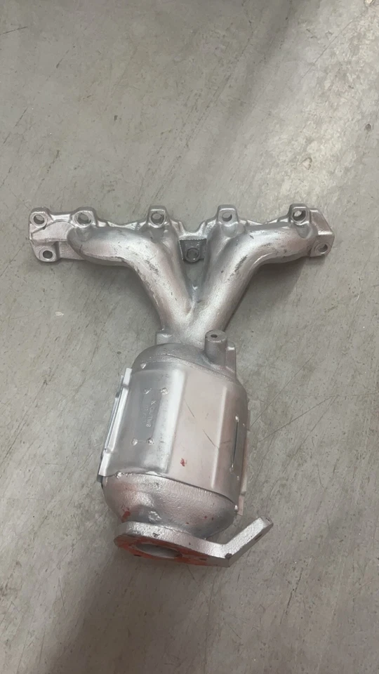 Convertidor catalítico con colector de escape integrado-EPA Walker 16469 Foto 2 de 4