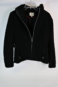 shell 100 nylon lining 100 polyester