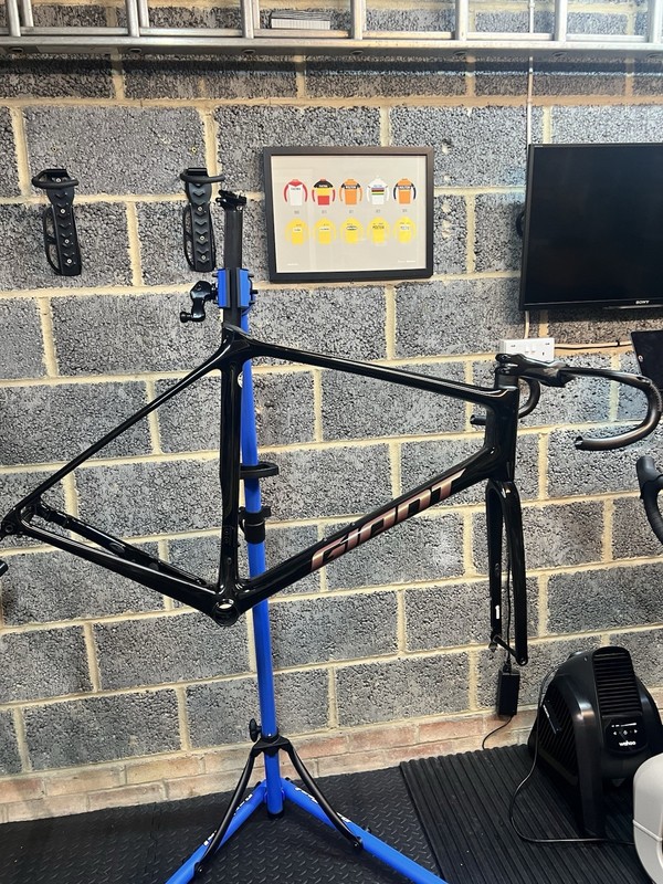 Giant TCR  Advanced Pro Disc Frameset L Carbon Smoke/Messier Plus Bars And Stem