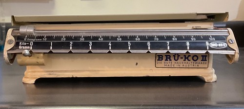 Vintage Metal Bru-Ko II Kilogram Kitchen Scale, Ivory Color. Austria