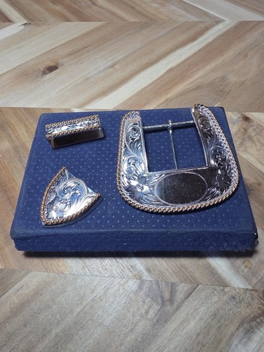 Montana Silversmiths 3 Piece Belt Buckle Set