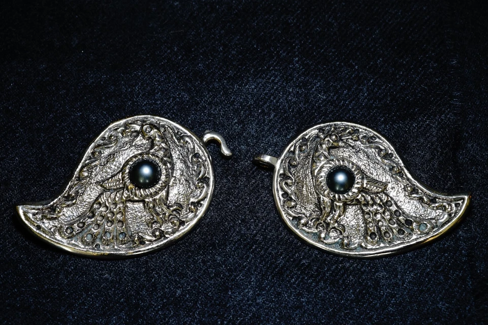 Antique Ottoman Silver Wing Shape Belt Buckle Pafta 2 Pieces Early 20th - Image 2 of 4