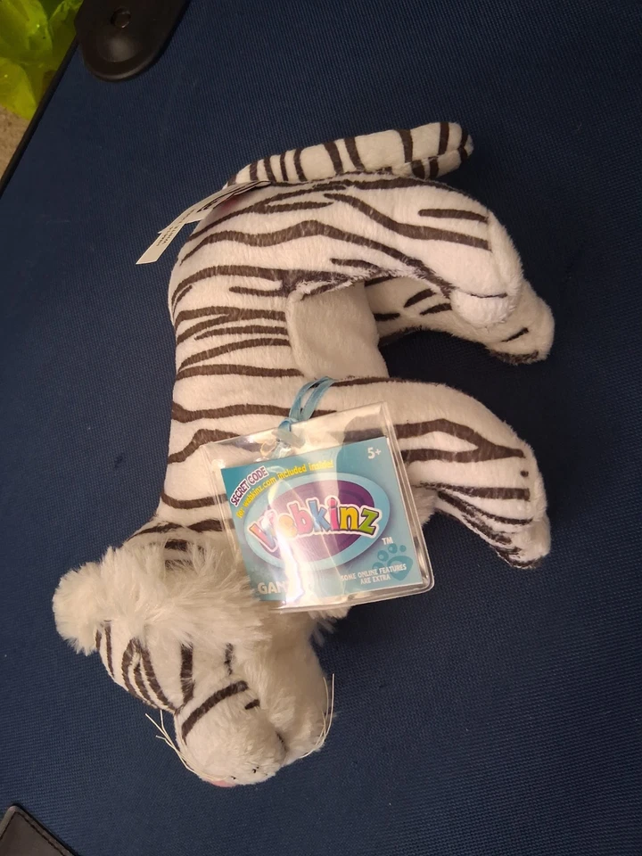 NEW Webkinz White Tiger RARE RETIRED cat HM614 with SEALED CODE - Image 2 of 3