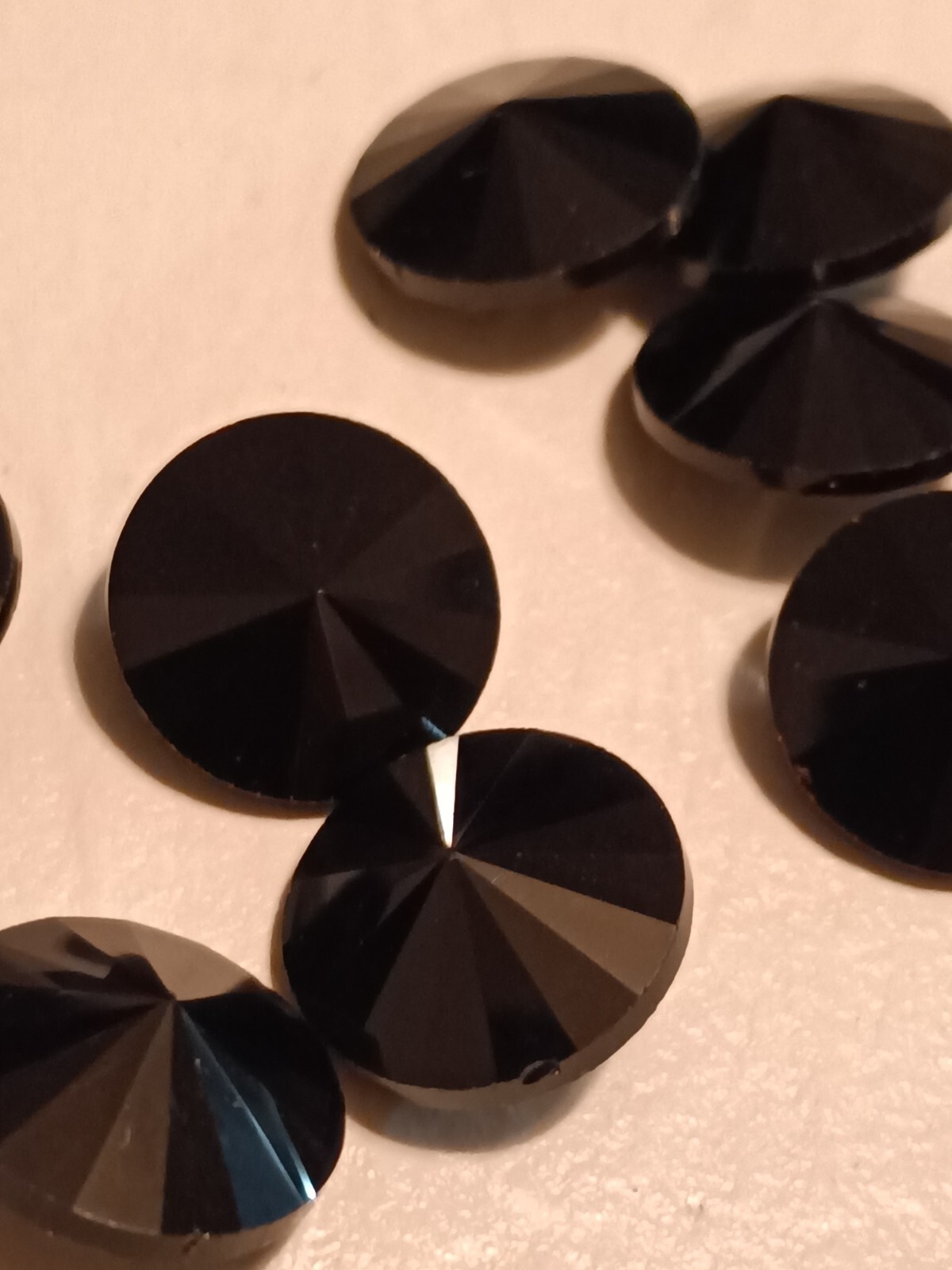 50pcs. 12mm Jet Black Round Rivoli Glass Rhinestones | eBay