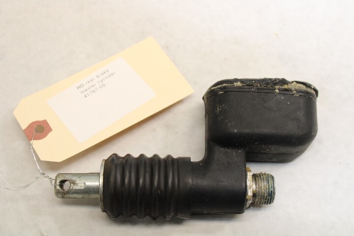 【M】 OEM Harley Davidson Rear Brake Master Cylinder 41767-05 | eBay