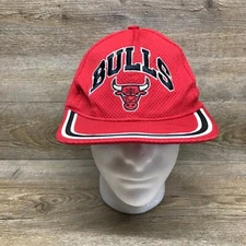 Chicago Bulls Drew Pearson Company NBA Basketball Black Red Strapback Hat Cap 