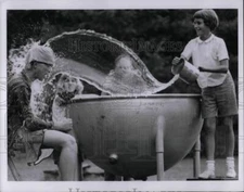1964 Press Photo Children Play in Water - nea75390