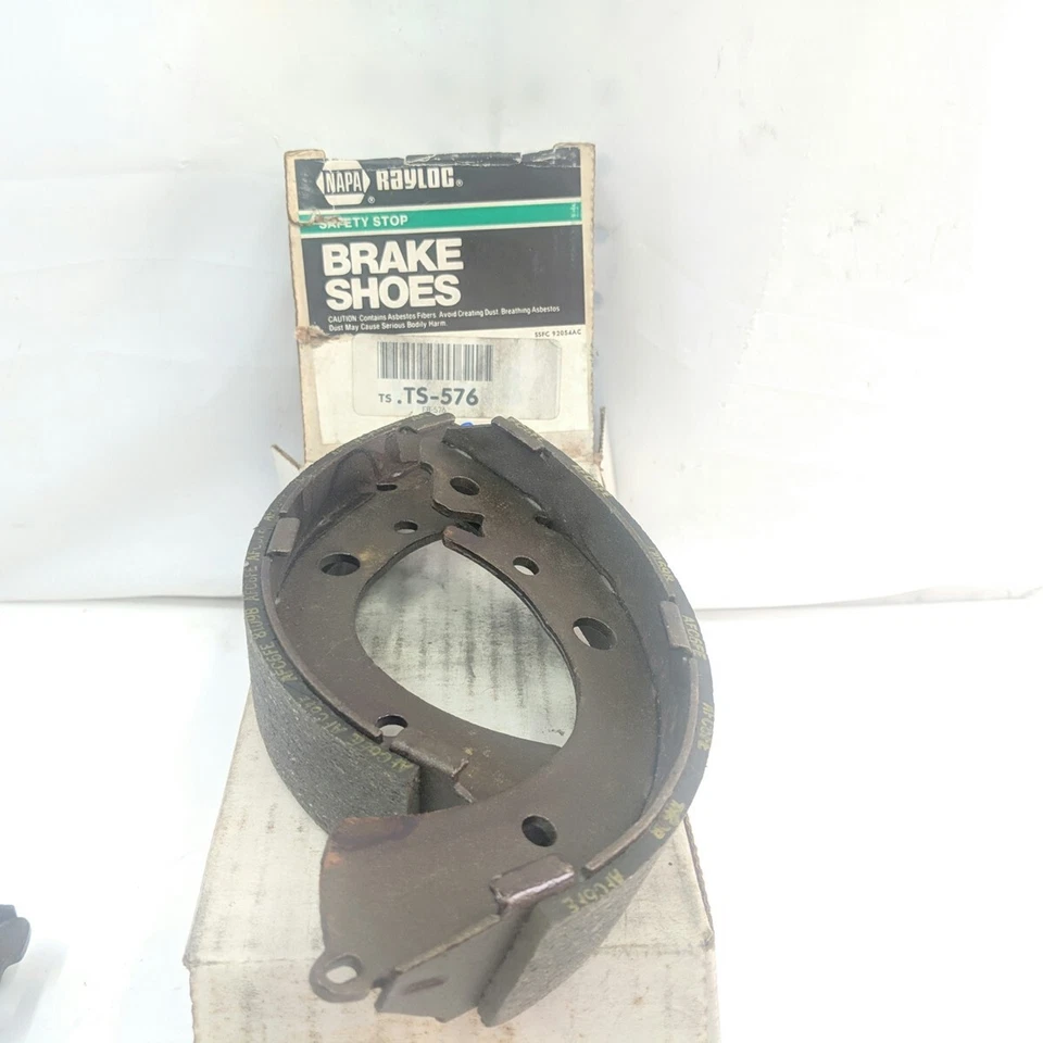 Zapatas de freno de tambor trasero Napa Rayloc TS576 para Honda Civic Accord Fit Acura EL NUEVAS Foto 4 de 4