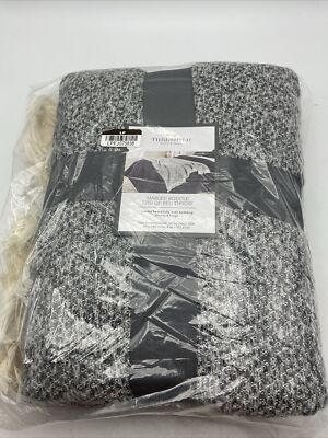 Threshold Marled Boucle Bed Throw with Fringe Gray Knotted Fringe