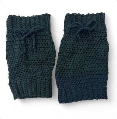 Hand Crocheted Green Leg Warmers One Size Fits Sinching Size New
