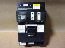SQUARE D LE LE36175LI 3 POLE 175 AMP RATING PLUG 600V CIRCUIT BREAKER AK FLAW 15