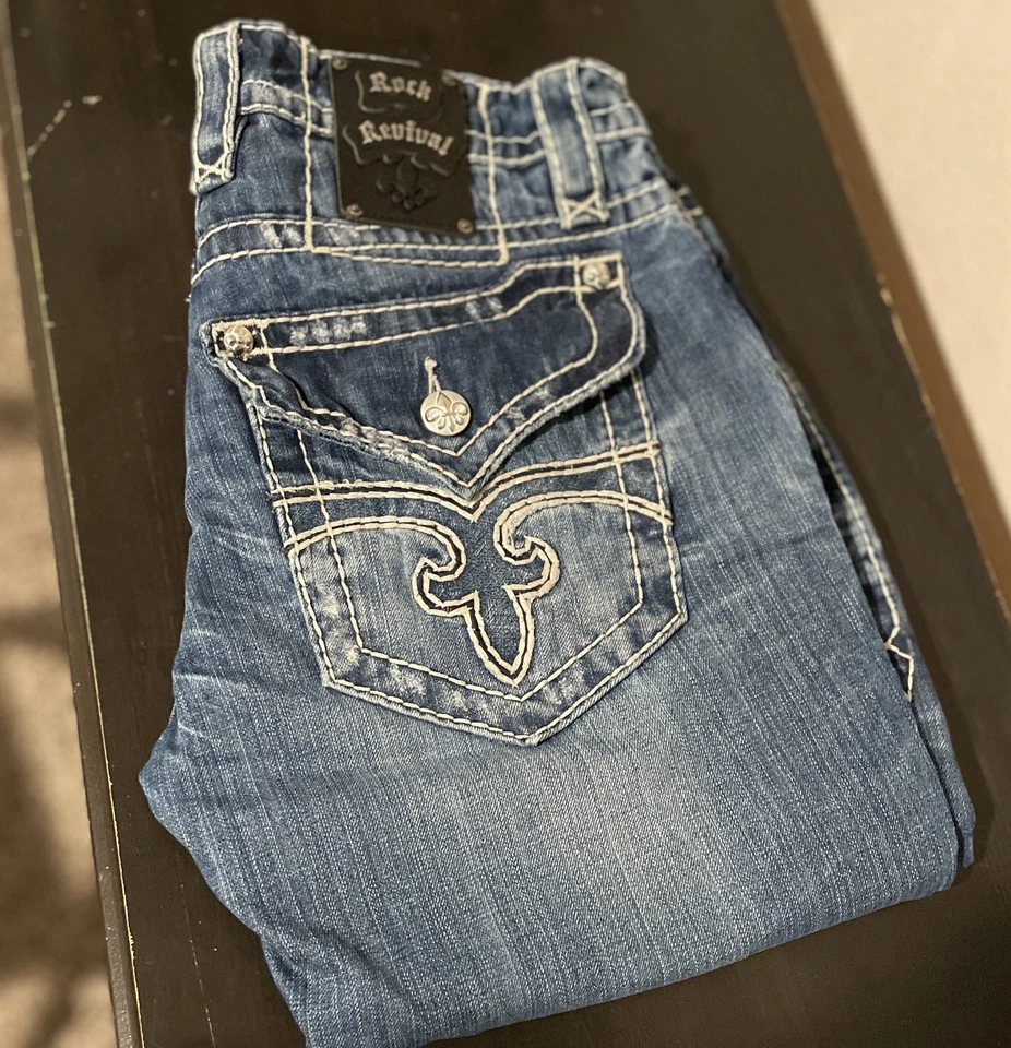 Jeans masculino reto Rock Revival Elton 36x31 este bom negócio. Você vai gostar tamanho 34? - Imagem 2 de 4