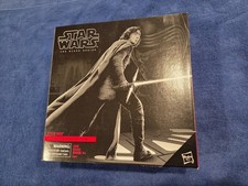 Hasbro Star Wars Black Series Kylo Ren Throne Room Action Figure Box Damaged