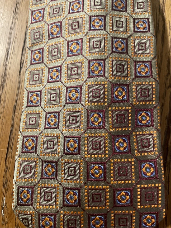 Corbata de seda geométrica gruesa tejida Altea Milano usada en excelente estado para hombre hecha a mano en Italia Foto 3 de 4