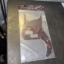 Musiclily 13 Hole Pickguard For Fender American/Mexican Standard Precision Bass
