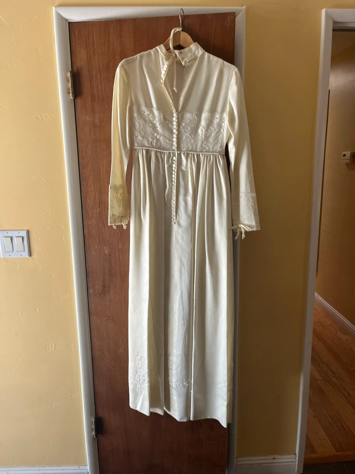 Vestido de novia vintage satinado victoriano Frankenstein novia Halloween vestido y peluca Foto 4 de 4