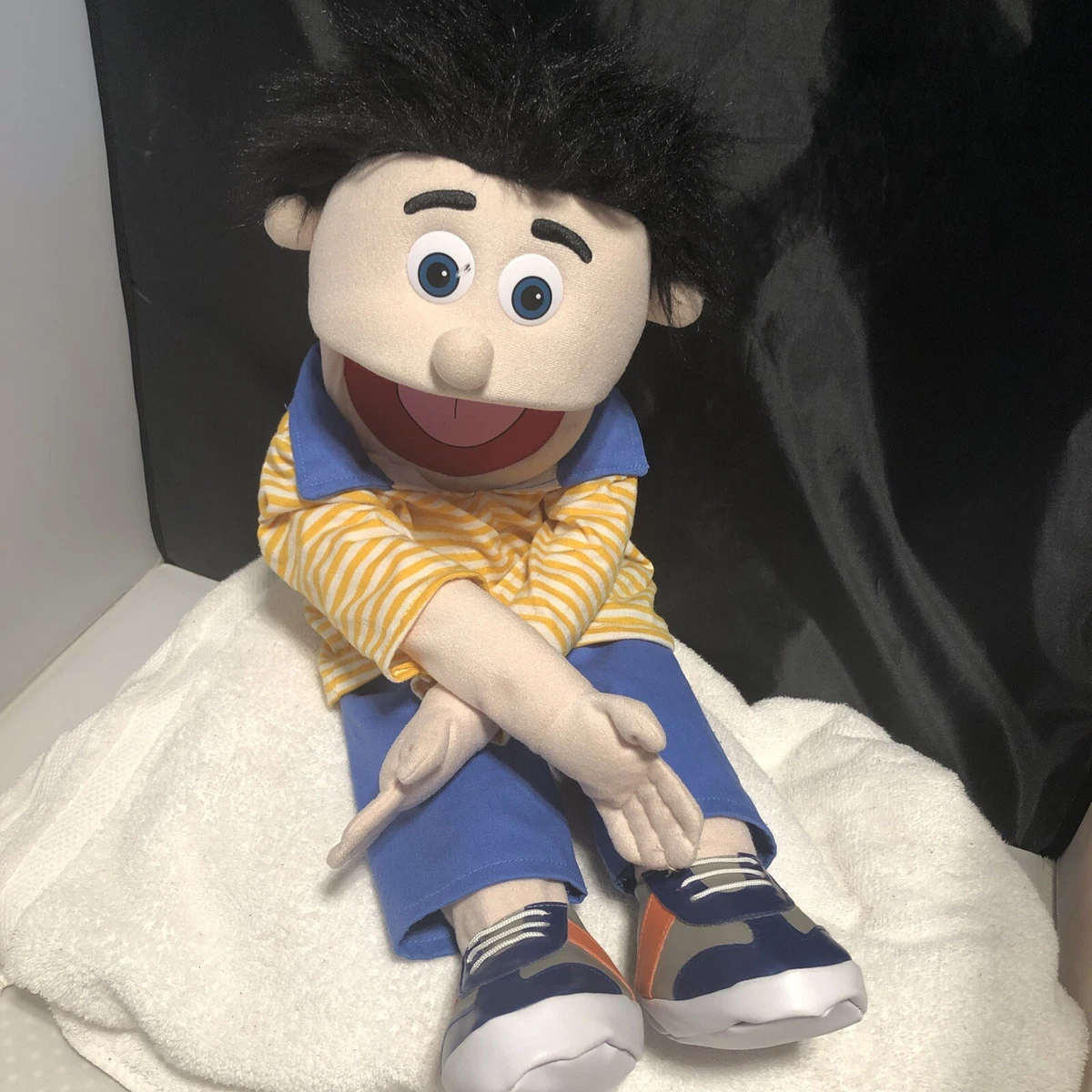Human hand store puppets