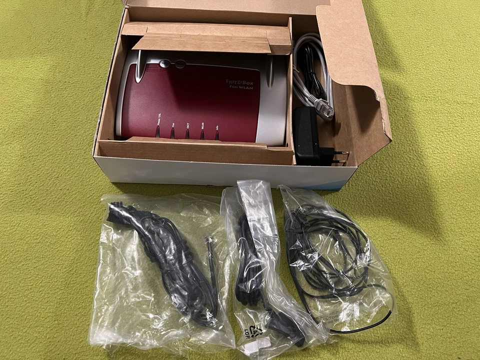 AVM FritzBox 7330 FON WLAN Router / Fritz!Box VDSL/ADSL (20002510) Top Zustand  - Bild 2 von 3