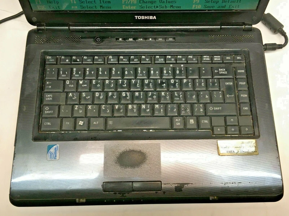 TOSHIBA Satellite Pro L300 Laptop w/ Arabic Keyboard Boots to Bios NO HDD JR - Image 3 of 4