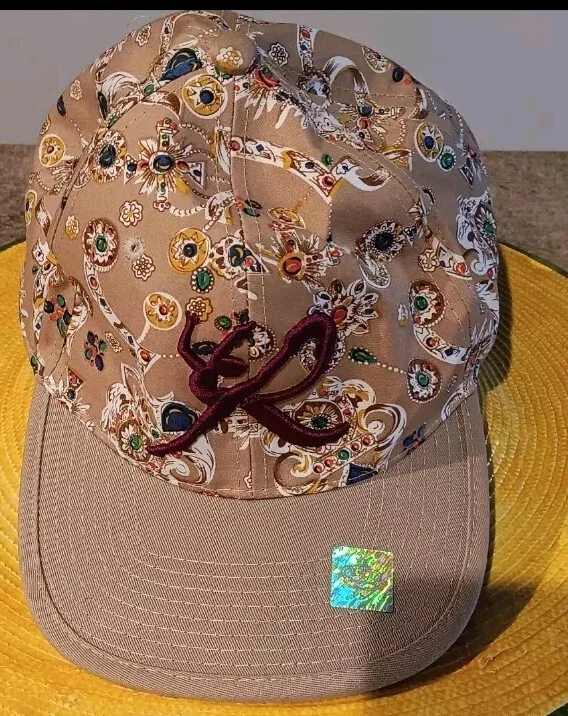 Casquette Supreme Vitrail Snap Back Chapeau LR Logo Ropa ?