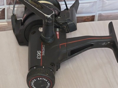 アブ　カーディナル963 Vintage Abu Garcia Cardinal 963 Spinning Reel - Japan-Made, Worn