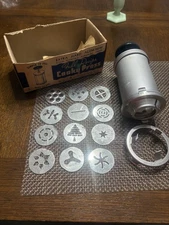 Vintage Extra Hard Aluminum Sears Full Recipe Cooky Cookie Press with Discs